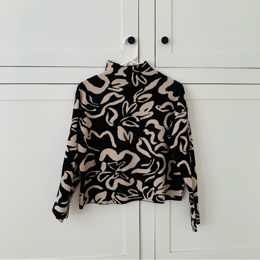 Christian Siriano Black Knit Floral Print Mock Neck Long Sleeve Crop Top Large